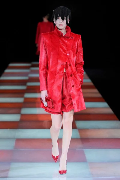 Look 17